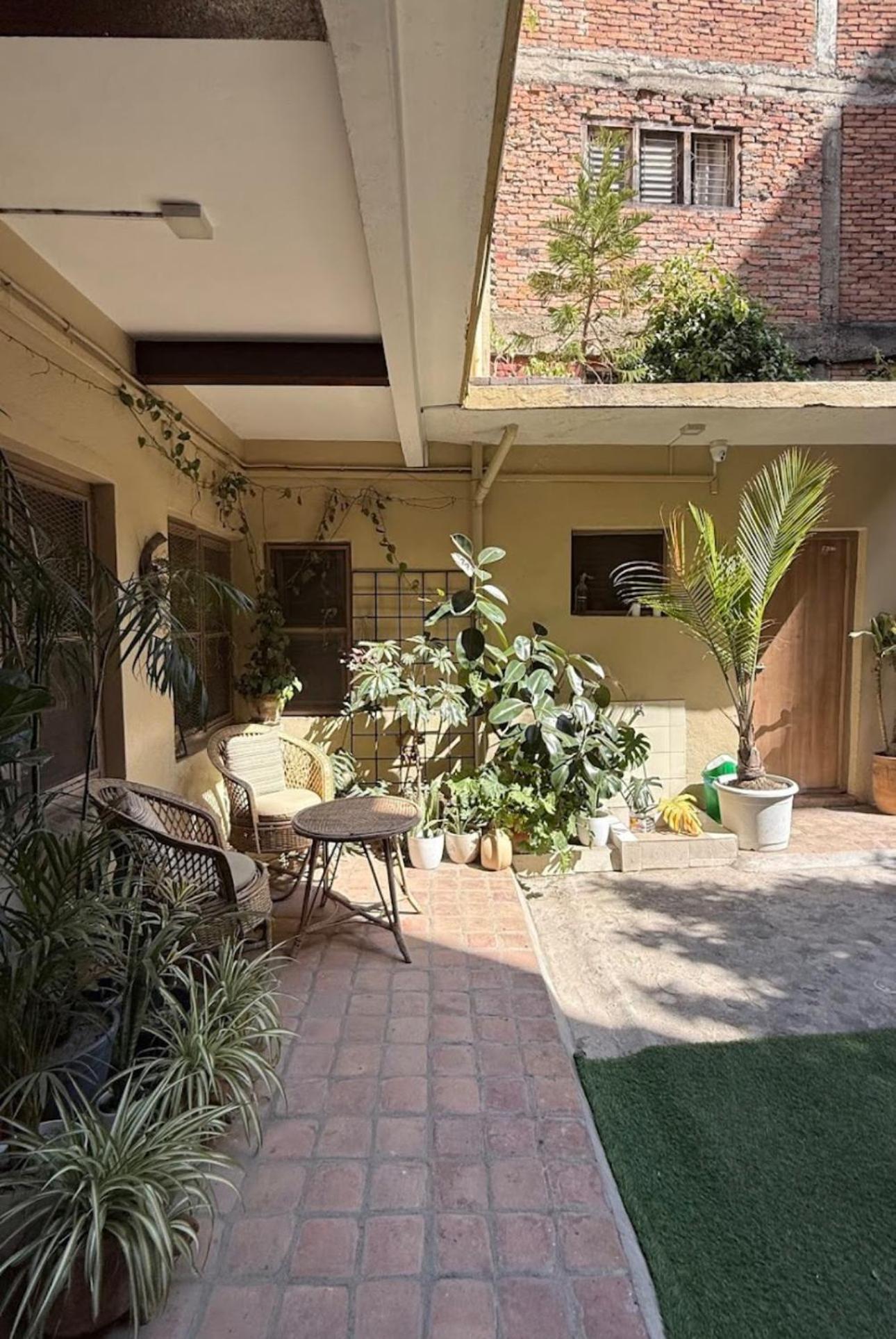 דירות קטמנדו The Melo Pomelo Courtyard. מראה חיצוני תמונה